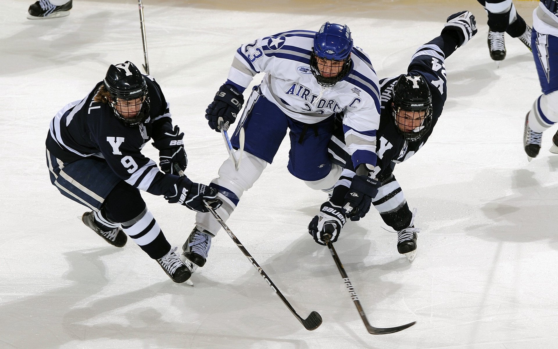 _快船迎战强敌，团队合作无坚不摧_，快船队是什么